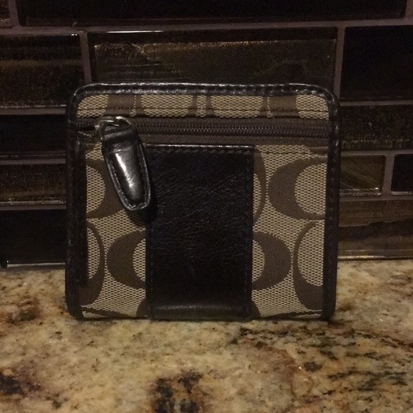 Coach wallet - Picture 2 of 6